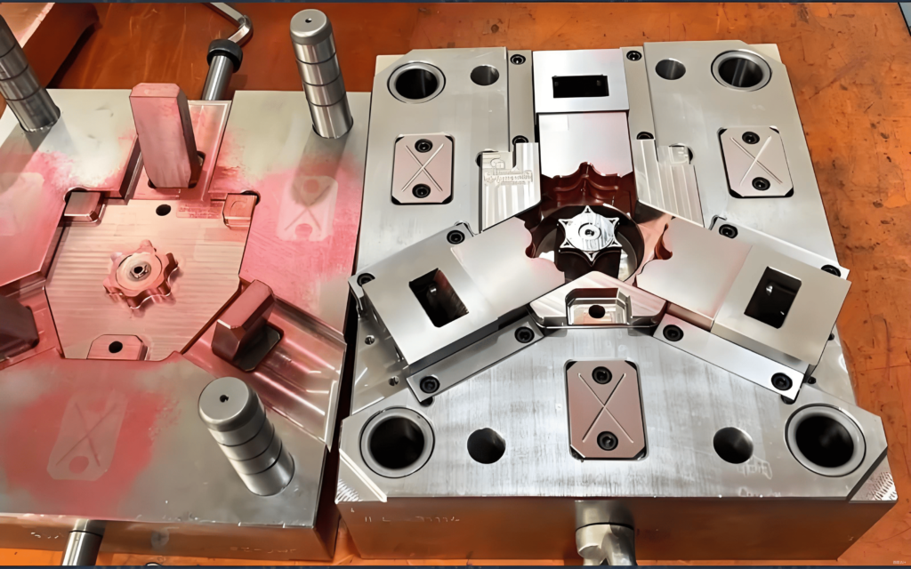 plastic injection mould with sliders
